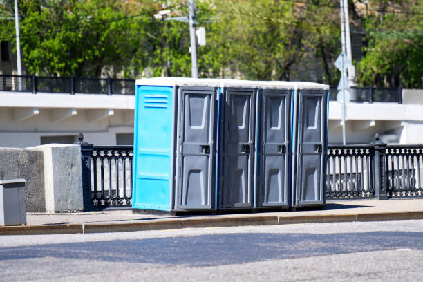 Porta potty delivery and setup in Bridgeport, NY